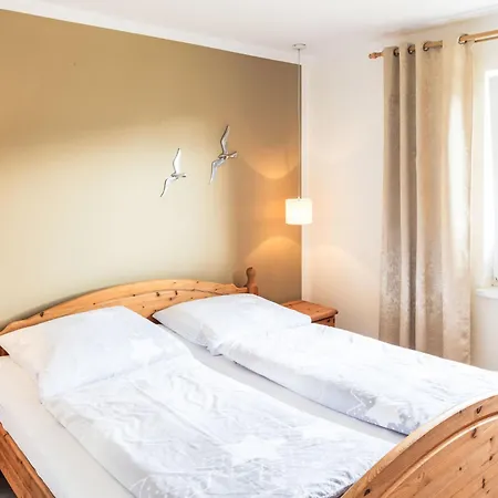 Morgensonne By Interhome Karlshagen