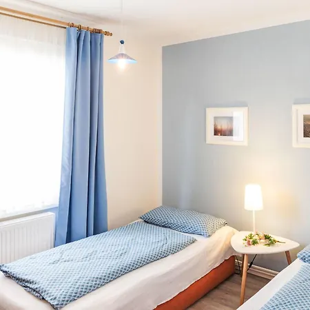 Morgensonne By Interhome Karlshagen